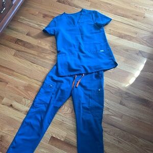 FIGS XSP/XS Alps BLUE SCRUBS SET